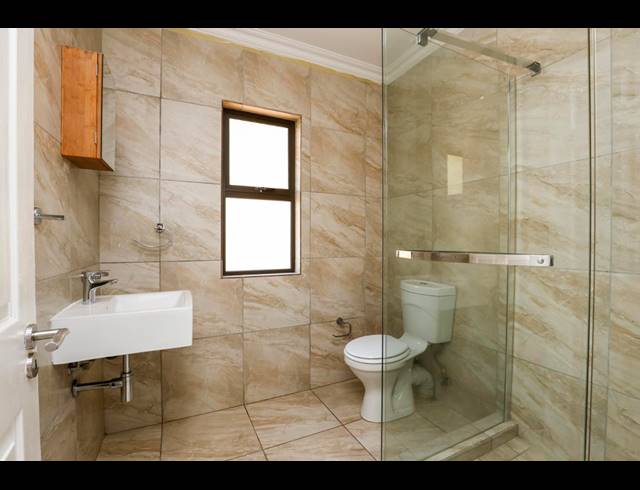 2 BEDROOM APARTMENT FOR SALE IN IZINGA ESTATE